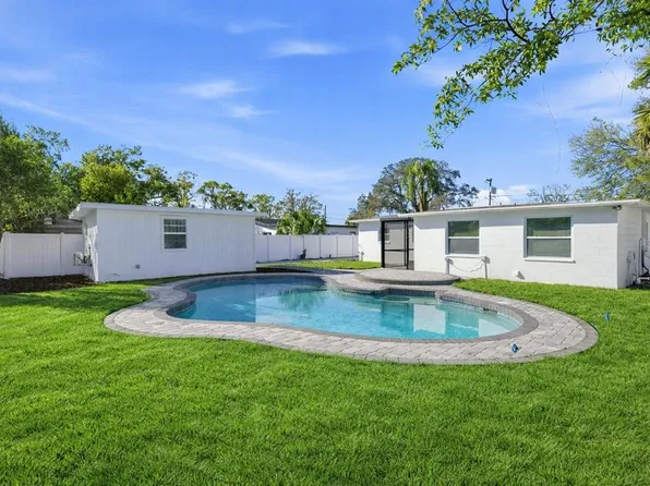 2116 W Sewaha St, Tampa, FL 33612