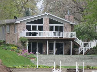 20412 254th St, Delhi, IA 52223