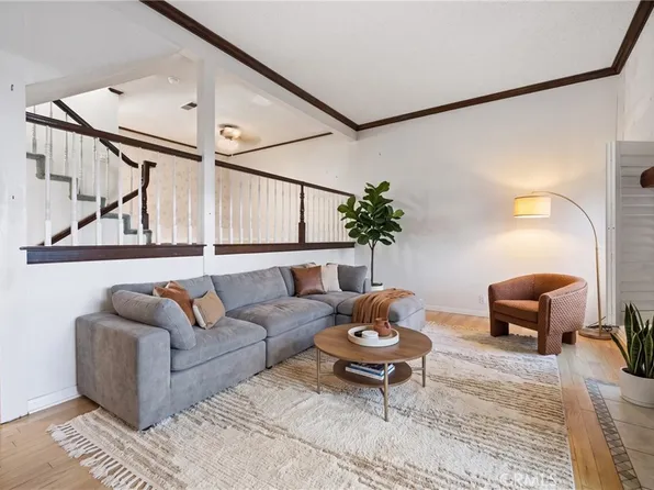 2000 W Palmyra Ave APT 7, Orange, CA 92868