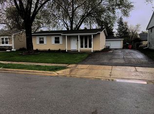403 Glen Ave, Romeoville, IL 60446