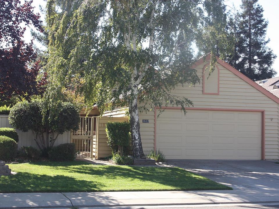 1st image of 1812 Cape Cod Cir
