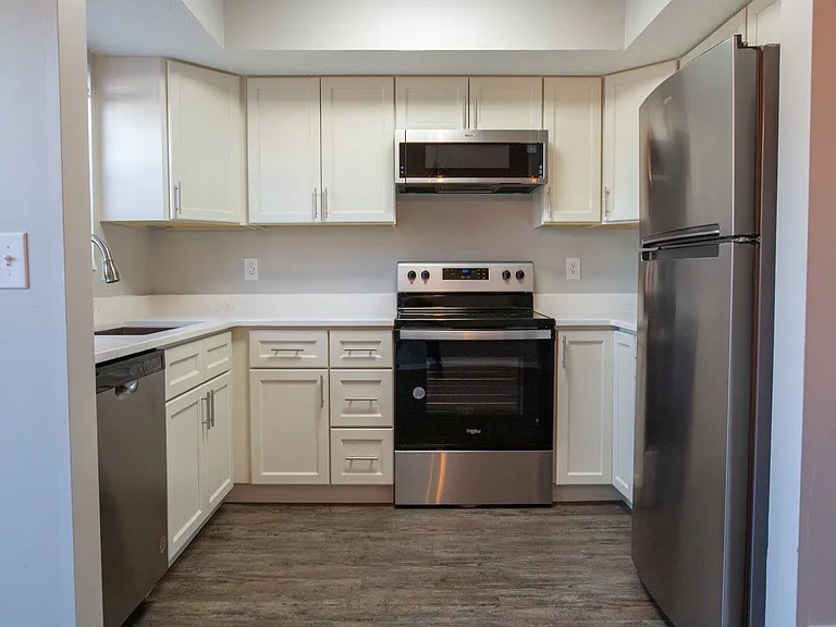 7778 Deercrest Ct — Photo 22