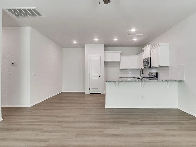 11505 Mackenzie Way — Photo 14