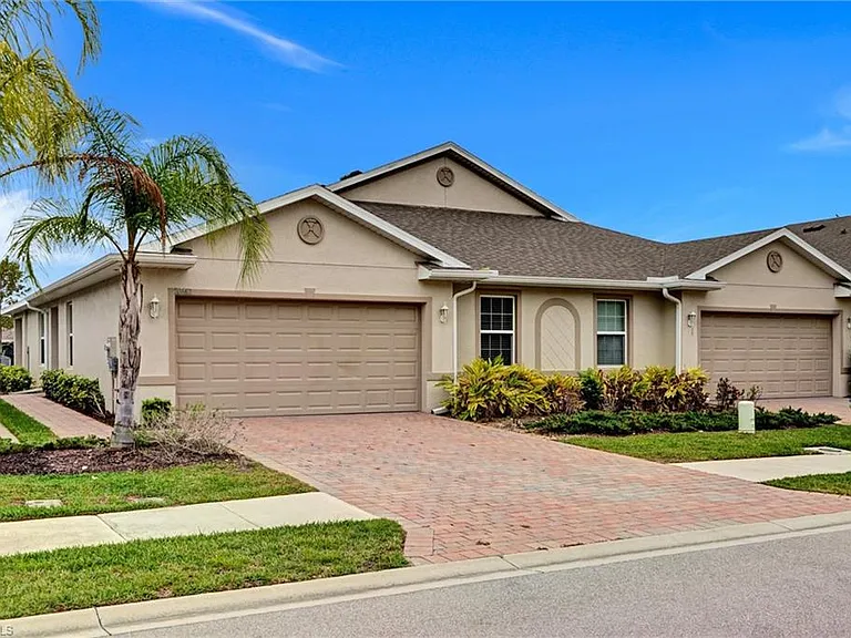 20462 Plumwood Loop — Photo 5