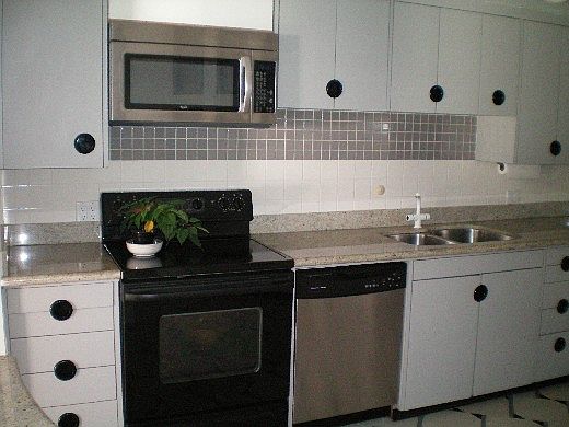 3rd image of 2301 Fairview Ave E Unit 114