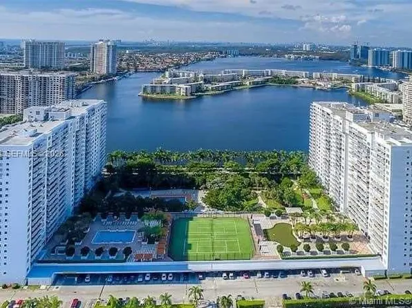 2851 NE 183rd St APT 906E, Aventura, FL 33160