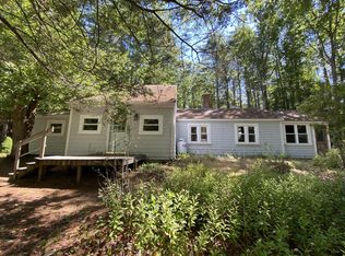 243 Clay Hill Rd, Cape Neddick, ME 03902
