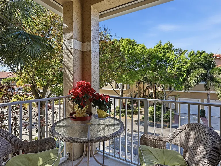 114 Lighthouse Cir #J — Photo 19