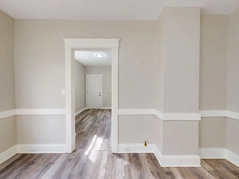 4420 Bush Ave — Photo 36