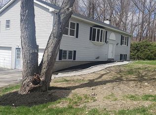 2 Alley Rd, Lagrangeville, NY 12540