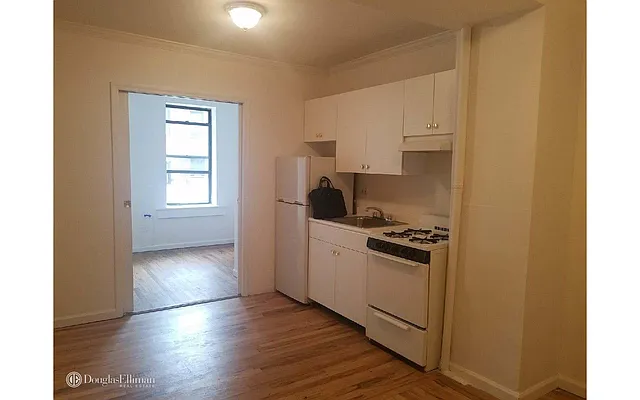 Rented by Douglas Elliman | media 9