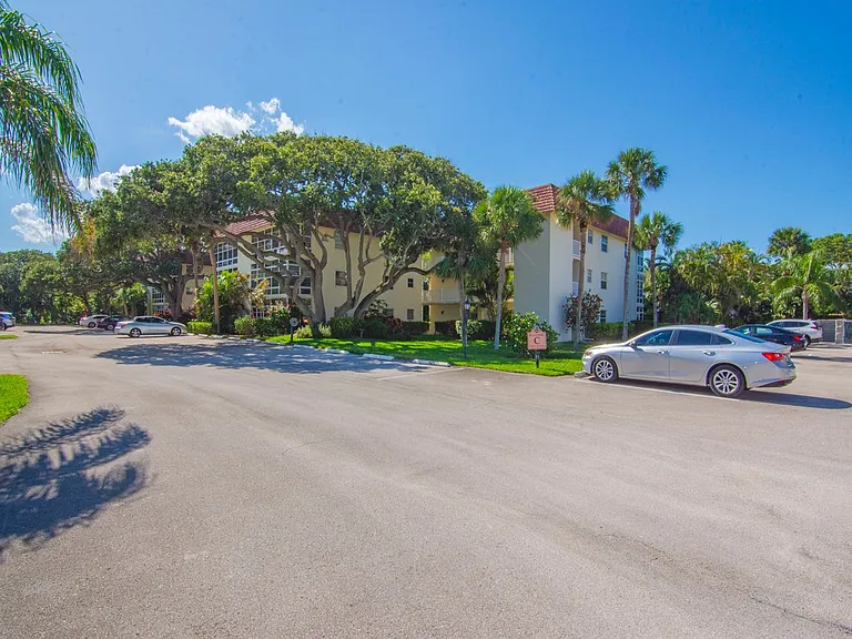 5400 Highway A1A #C6 — Photo 39
