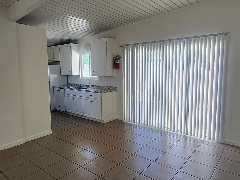 70033 Mirage Cove Dr #6 — Photo 3