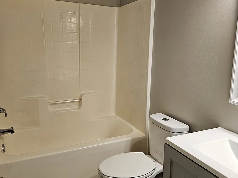 4206 Fayette St — Photo 12