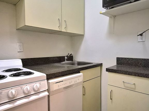 5th image of 345 E 72nd St APT 1D