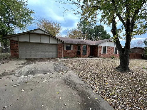 234 E Lincoln St Photo 1