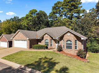 138 Southpark Pl, Hot Springs, AR 71913