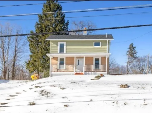 855 S South Main St, Union Dale, PA 18470