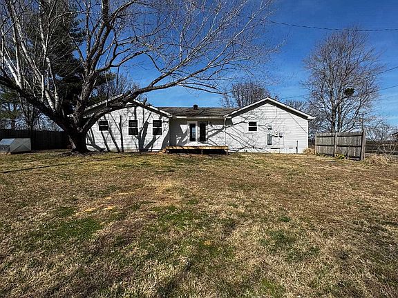 2nd image of 1645 Irvin Cobb Rd