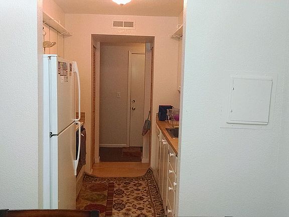 3rd image of 16200 NE 12th Ct APT D60
