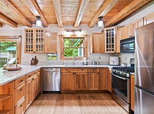 90 Lamson Pond Rd, Brookfield, VT 05036