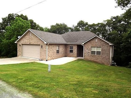 1st image of 22 Pennine Ln