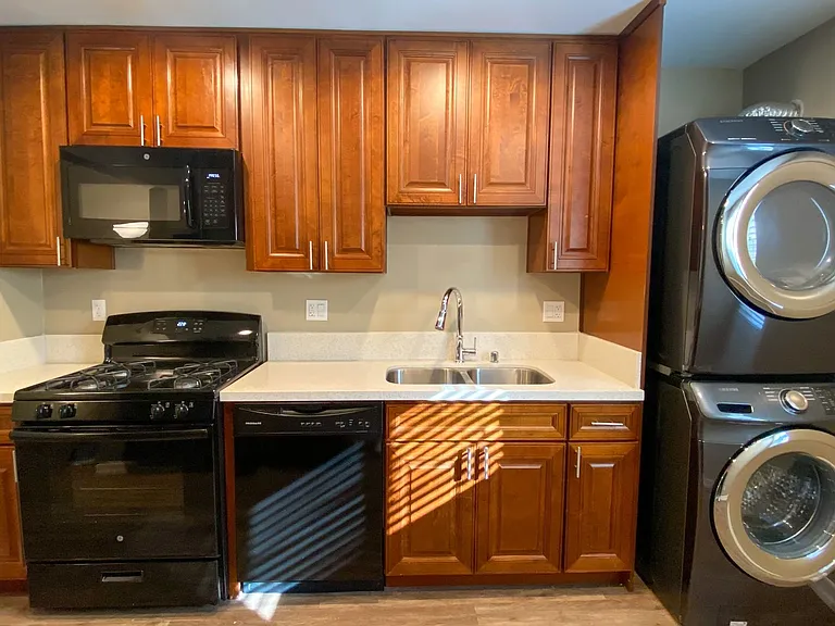 4233 Euclid Ave — Photo 14