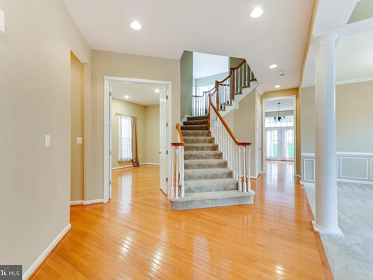 Office/study, grand staircase