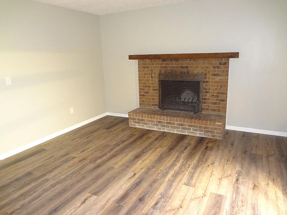 5th image of 7773 Sharlene Dr