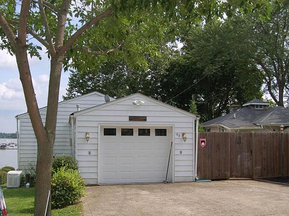 3rd image of 49 Lakeview Dr