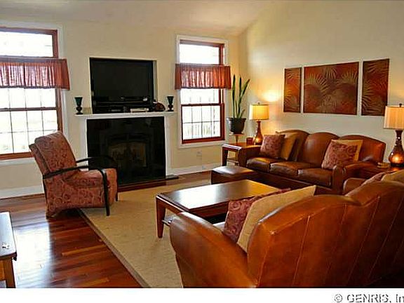 4th image of 43 Long Branch Dr