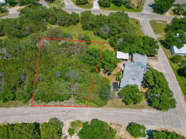 2718 N Mountain View Rd, Granbury, TX 76048