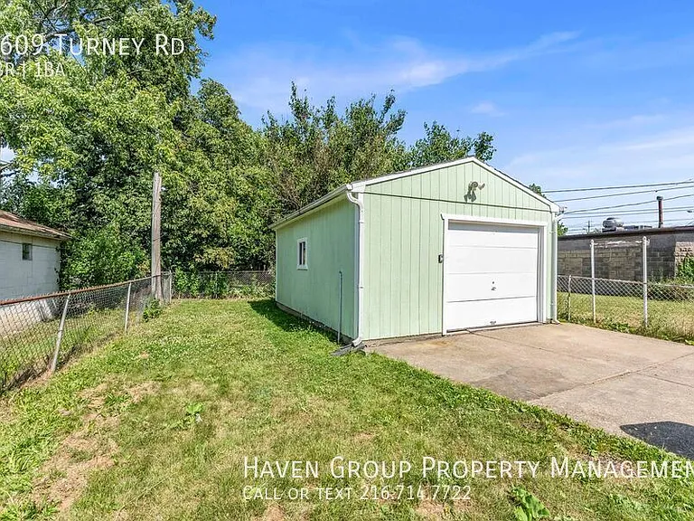 4609 Turney Rd — Photo 28