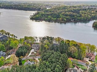 3217 Lake Pointe Dr, Belmont, NC 28012