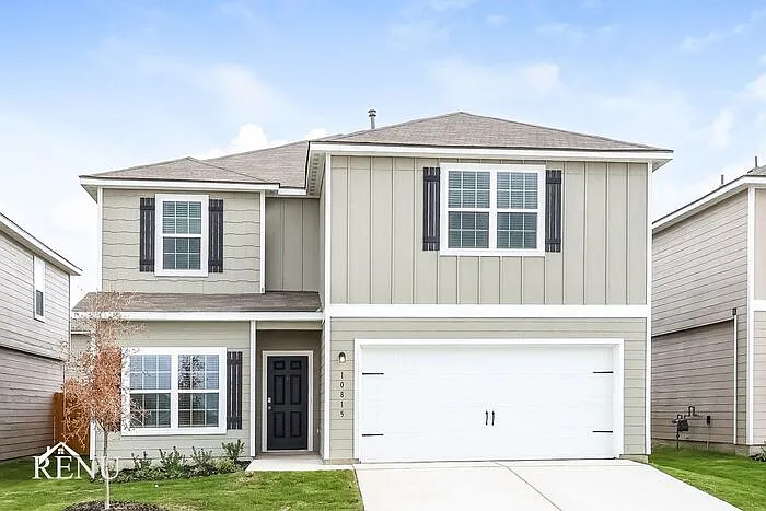 5 bed, 2.5 bath, 2543 sqft, $2,190 — Photo 1