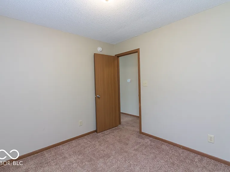 5810 Rolling Bluff Ln — Photo 12