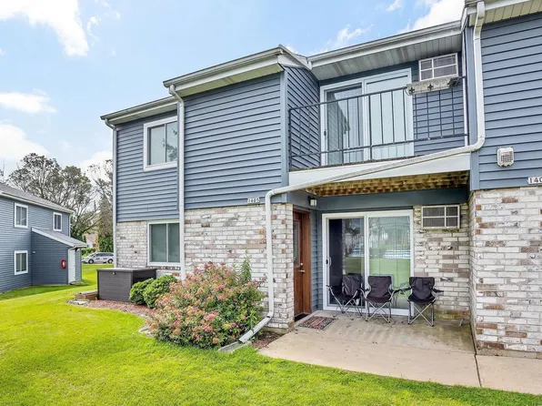 1405 Whispering Pines Way, Madison, WI 53713