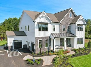 15564 Cloverland Ln, Haymarket, VA 20169