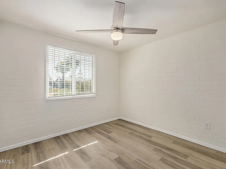 3234 E Friess Dr — Photo 20
