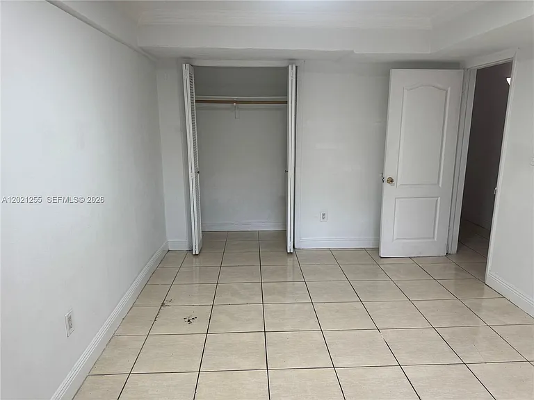 11 SW 32nd Ave #1 — Photo 11