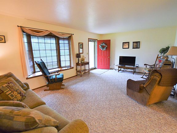 Sun bathed living room