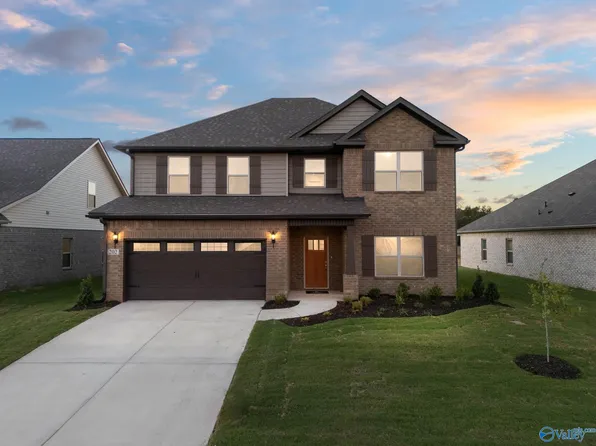 202 Pantene Dr, Huntsville, AL 35811