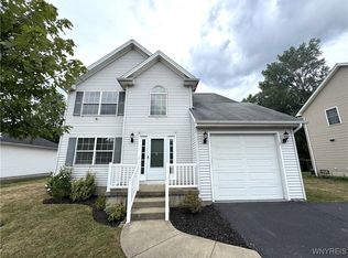 22 Miller Rd, Getzville, NY 14068