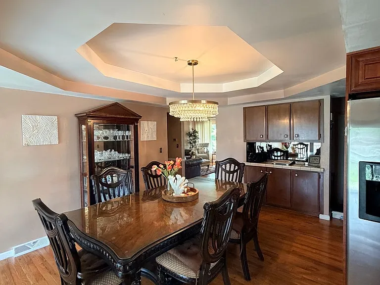 4819 Muriel Dr — Photo 15