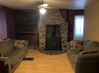 1402 Peterson Dr, Clairton, PA