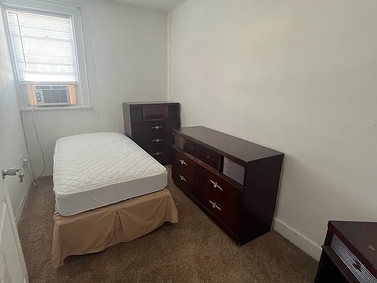 3264 Parkview Ave — Photo 18