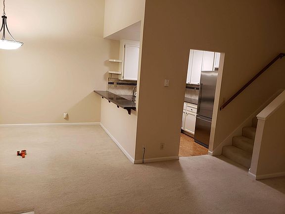 3rd image of 412 Crescent Ave APT 40