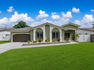 Mayte South, Miami, FL 33187