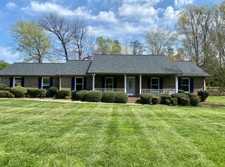 1774 Knights Dr, Denver, NC 28037