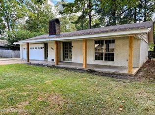 406 Turtle Creek Dr, Brandon, MS 39047